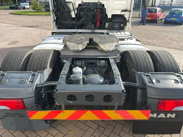 MAN TGX 18.480 Euro 6 Retarder 2 tanks - Тягач: фото 5 MAN TGX 18.480 Euro 6 Retarder 2 tanks - Тягач: фото 5