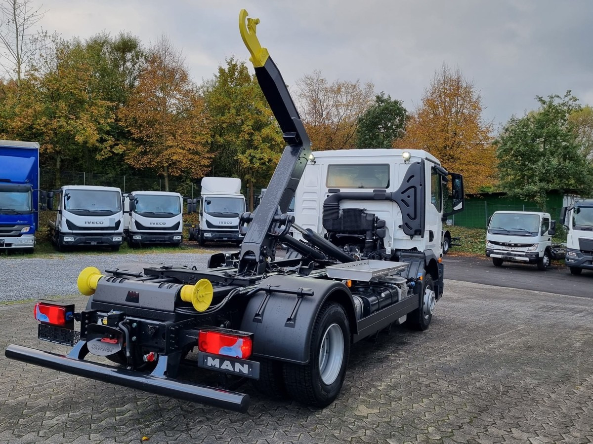 Новый Крюковой мультилифт MAN TGM 15.290 BL Abrollkipper PowerMatic Standheiz.: фото 16