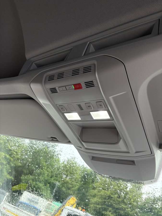 Цельнометаллический фургон VW Crafter 35 Maxi L4H3 1Hand PDC: фото 18