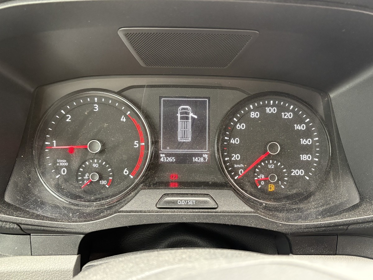 Цельнометаллический фургон VW Crafter 35 Maxi L4H3 1Hand PDC: фото 20