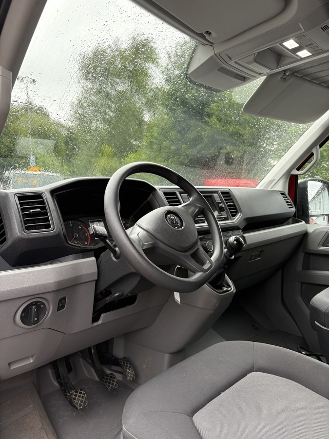 Цельнометаллический фургон VW Crafter 35 Maxi L4H3 1Hand PDC: фото 16