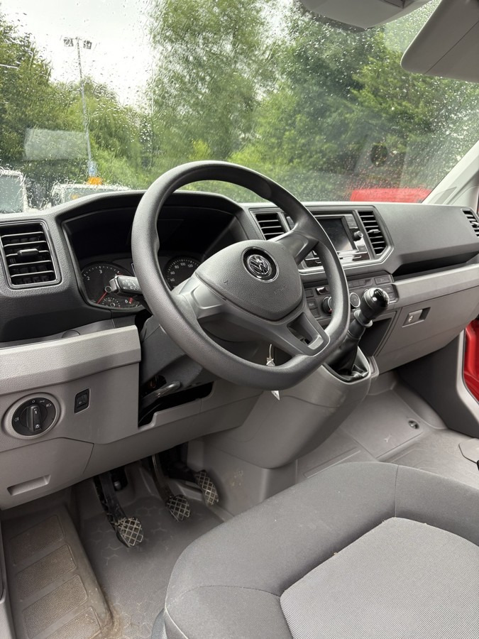 Цельнометаллический фургон VW Crafter 35 Maxi L4H3 1Hand PDC: фото 17