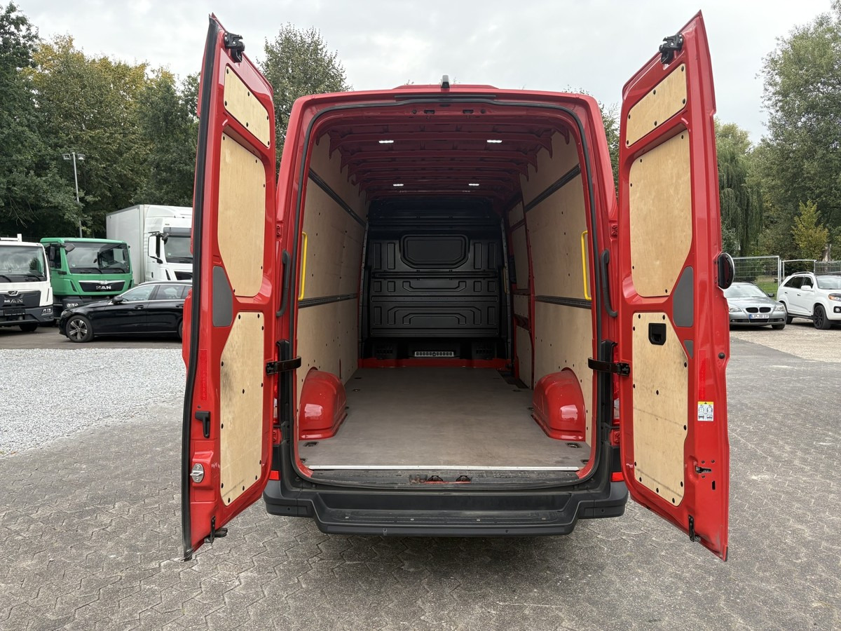 VW Crafter 35 Maxi L4H3 1Hand PDC sofort verfügbar! - Цельнометаллический фургон: фото 5 VW Crafter 35 Maxi L4H3 1Hand PDC sofort verfügbar! - Цельнометаллический фургон: фото 5