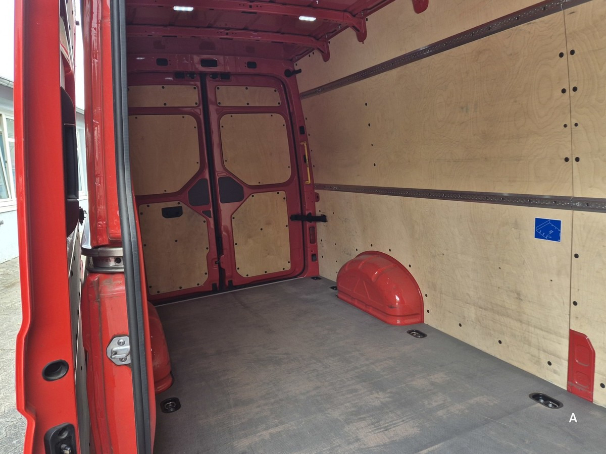 Цельнометаллический фургон VW Crafter 35 Maxi, L4H3 Glastransporter, Klima,: фото 20