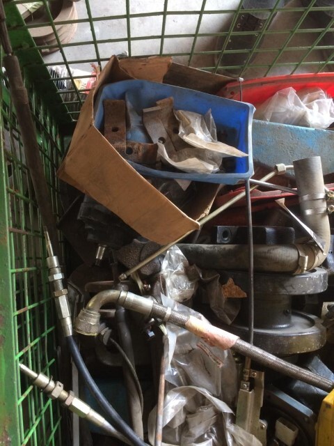 Гусеничный кран HITACHI KH 180: фото 27 Гусеничный кран HITACHI KH 180: фото 27