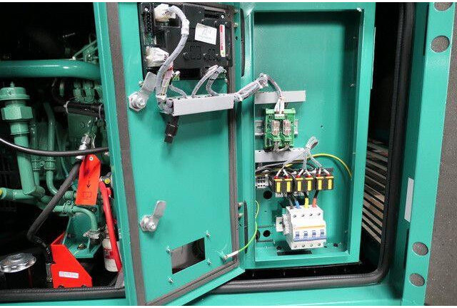 Cummins Stromgenerator, 10 kVA, Sofort verfügbar - Электрогенератор: фото 4 Cummins Stromgenerator, 10 kVA, Sofort verfügbar - Электрогенератор: фото 4