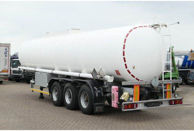 Kässbohrer STH 34/10-24/Tank 34.000 ltr./Unterbefüll./Pumpe - Полуприцеп-цистерна: фото 3 Kässbohrer STH 34/10-24/Tank 34.000 ltr./Unterbefüll./Pumpe - Полуприцеп-цистерна: фото 3