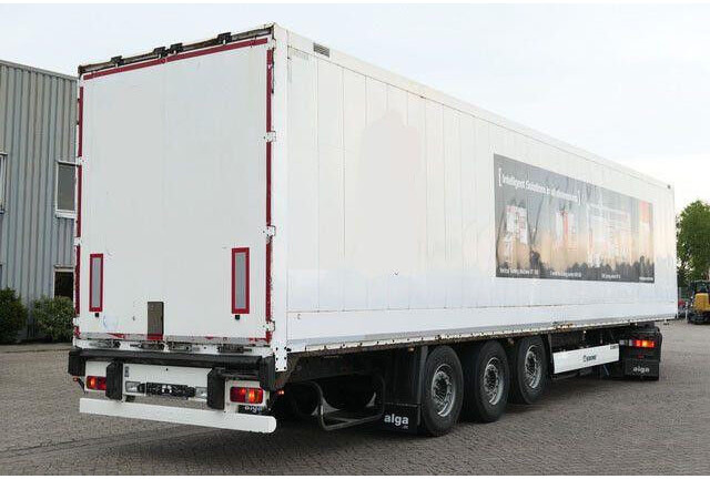 Krone SD, Schlüssellochblech, Luft-Lift, SAF-Achsen - Полуприцеп-фургон: фото 2 Krone SD, Schlüssellochblech, Luft-Lift, SAF-Achsen - Полуприцеп-фургон: фото 2