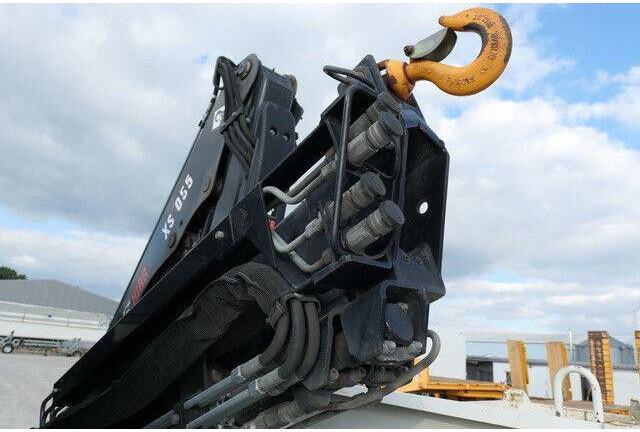 MAN 8.220 TGL BB, Hiab 055 BS-2, Greifer, AHK, Funk - Самосвал: фото 4 MAN 8.220 TGL BB, Hiab 055 BS-2, Greifer, AHK, Funk - Самосвал: фото 4