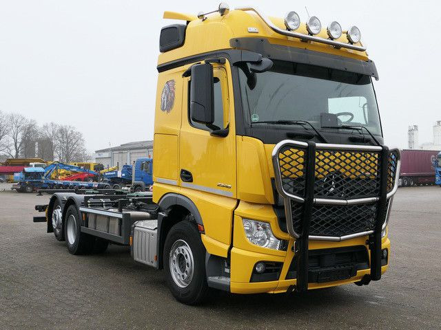 Mercedes-Benz 2546 L 6x2, MP4, 2x Schlafliege, Bullfänger, AC - Грузовик-контейнеровоз/ Сменный кузов: фото 5 Mercedes-Benz 2546 L 6x2, MP4, 2x Schlafliege, Bullfänger, AC - Грузовик-контейнеровоз/ Сменный кузов: фото 5