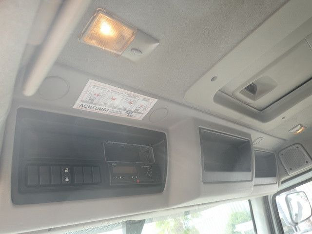 Грузовик с закрытым кузовом Renault Midlum 220 4x2, 7.100mm lang, LBW, AHK, Luftfed.: фото 15