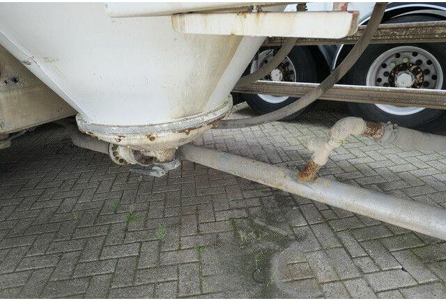 SPITZER SF 2743 PI, Zement, Alu-Felgen, 43m³, 1 Kammer - Полуприцеп-цистерна: фото 4 SPITZER SF 2743 PI, Zement, Alu-Felgen, 43m³, 1 Kammer - Полуприцеп-цистерна: фото 4