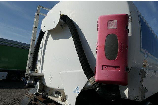 Tank Bunge TAA 22.5/3A3, 3 Kammern,Oben- und Untenbefüllung - Прицеп-цистерна: фото 5 Tank Bunge TAA 22.5/3A3, 3 Kammern,Oben- und Untenbefüllung - Прицеп-цистерна: фото 5