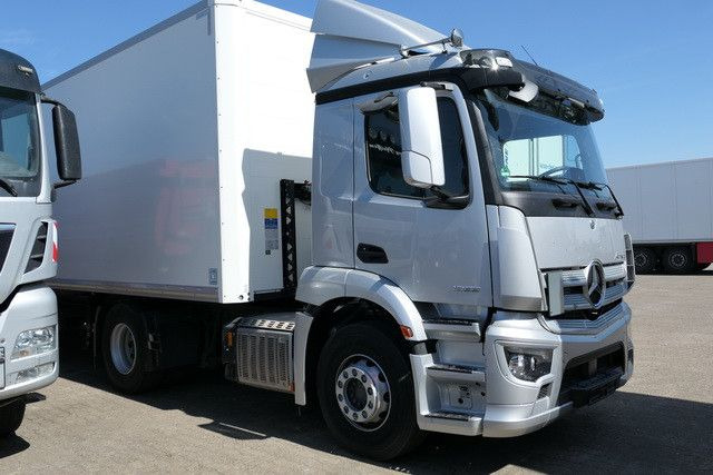 Mercedes-Benz 1836 LS Actros 4x2, ADR, Navi, Klima, 2.000km - Тягач: фото 2 Mercedes-Benz 1836 LS Actros 4x2, ADR, Navi, Klima, 2.000km - Тягач: фото 2