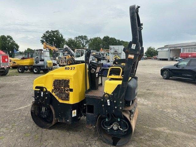 Wacker RD27-100, Tandem, 1m Bandagen, Vibration - Каток: фото 4 Wacker RD27-100, Tandem, 1m Bandagen, Vibration - Каток: фото 4