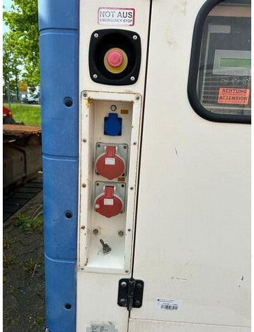 Wacker Wilson P33-2, 33kVA, Perkins, Stromgenerator - Электрогенератор: фото 3 Wacker Wilson P33-2, 33kVA, Perkins, Stromgenerator - Электрогенератор: фото 3