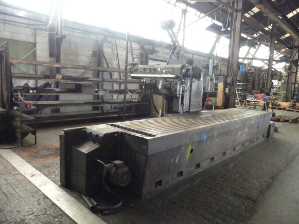Fraiseuse universelle CNC 3 axes Huron RU 881 - Фрезерный станок по металлу: фото 2 Fraiseuse universelle CNC 3 axes Huron RU 881 - Фрезерный станок по металлу: фото 2