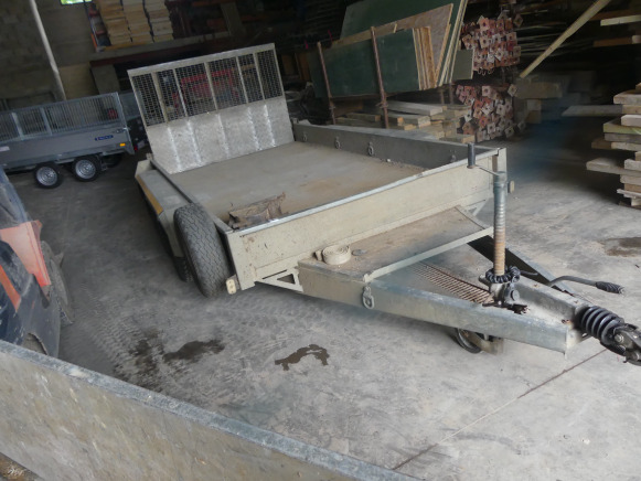 Remorque porte engin triple essieu Nugent Trailers PT126TRI - Прицеп для спецтехники: фото 2 Remorque porte engin triple essieu Nugent Trailers PT126TRI - Прицеп для спецтехники: фото 2