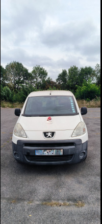 Voiture Peugeot Partner (2011-171.000 km-VIN:VF37F9HXCBJ532637) - Легковой фургон: фото 2 Voiture Peugeot Partner (2011-171.000 km-VIN:VF37F9HXCBJ532637) - Легковой фургон: фото 2
