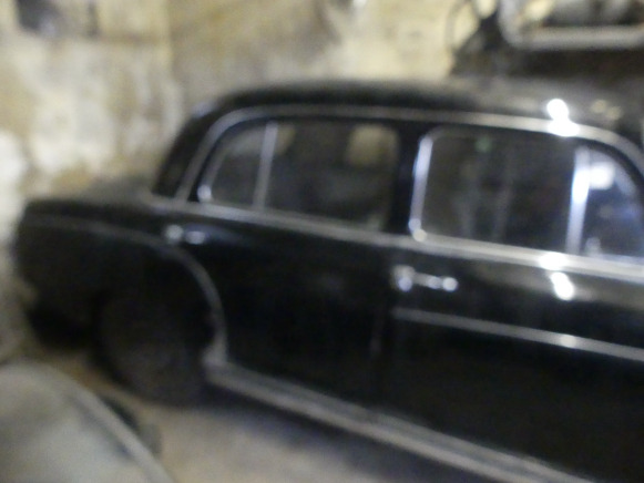 Voiture ancêtre Mercedes-Benz 220S Poton - Легковой автомобиль: фото 4 Voiture ancêtre Mercedes-Benz 220S Poton - Легковой автомобиль: фото 4