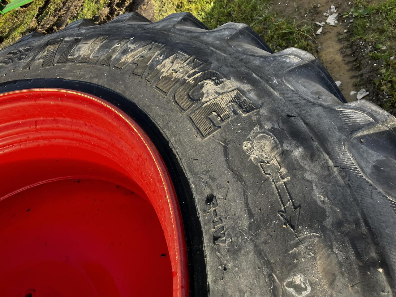 Alliance 520/85R46 VF - Шина для Сельскохозяйственной техники: фото 3 Alliance 520/85R46 VF - Шина для Сельскохозяйственной техники: фото 3