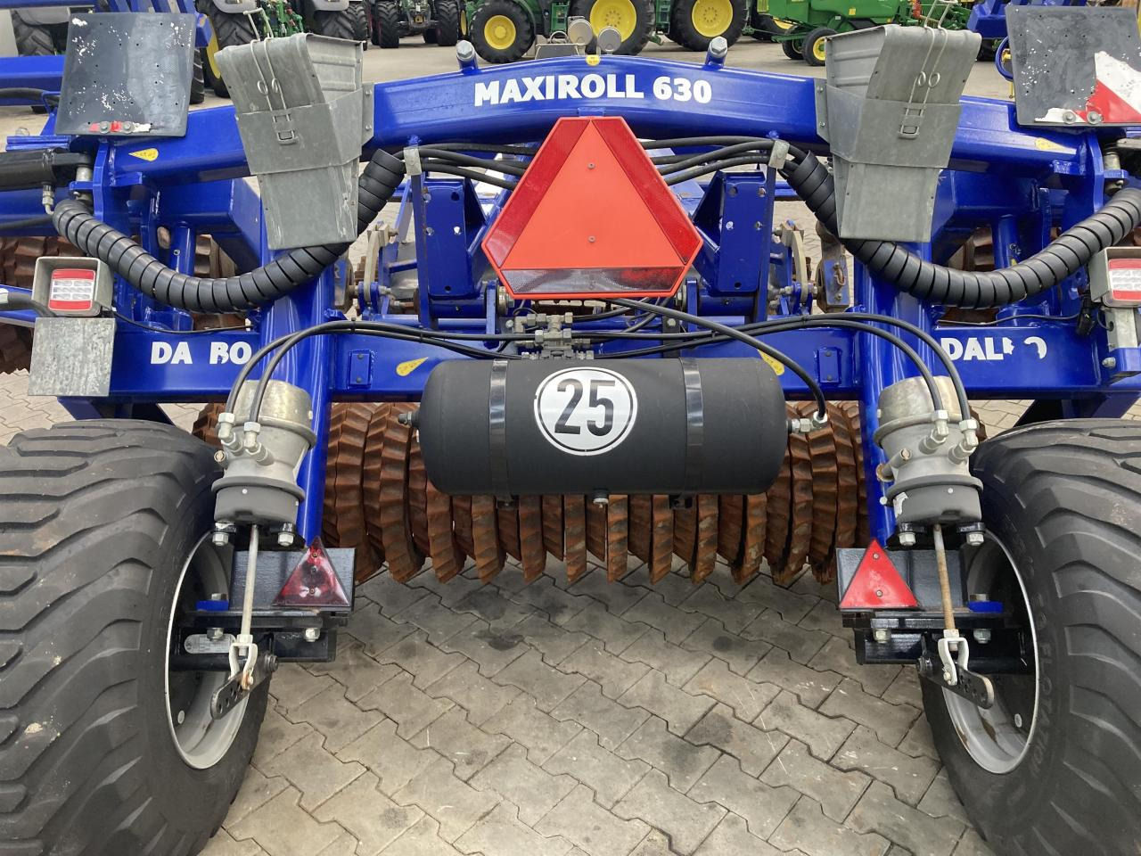 Каток Dalbo Maxiroll 630: фото 10 Каток Dalbo Maxiroll 630: фото 10