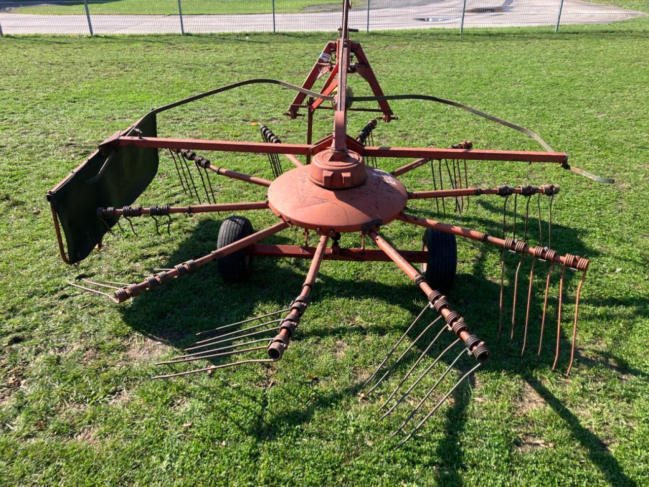 Fella TS 325 - Сеноворошилка: фото 3 Fella TS 325 - Сеноворошилка: фото 3