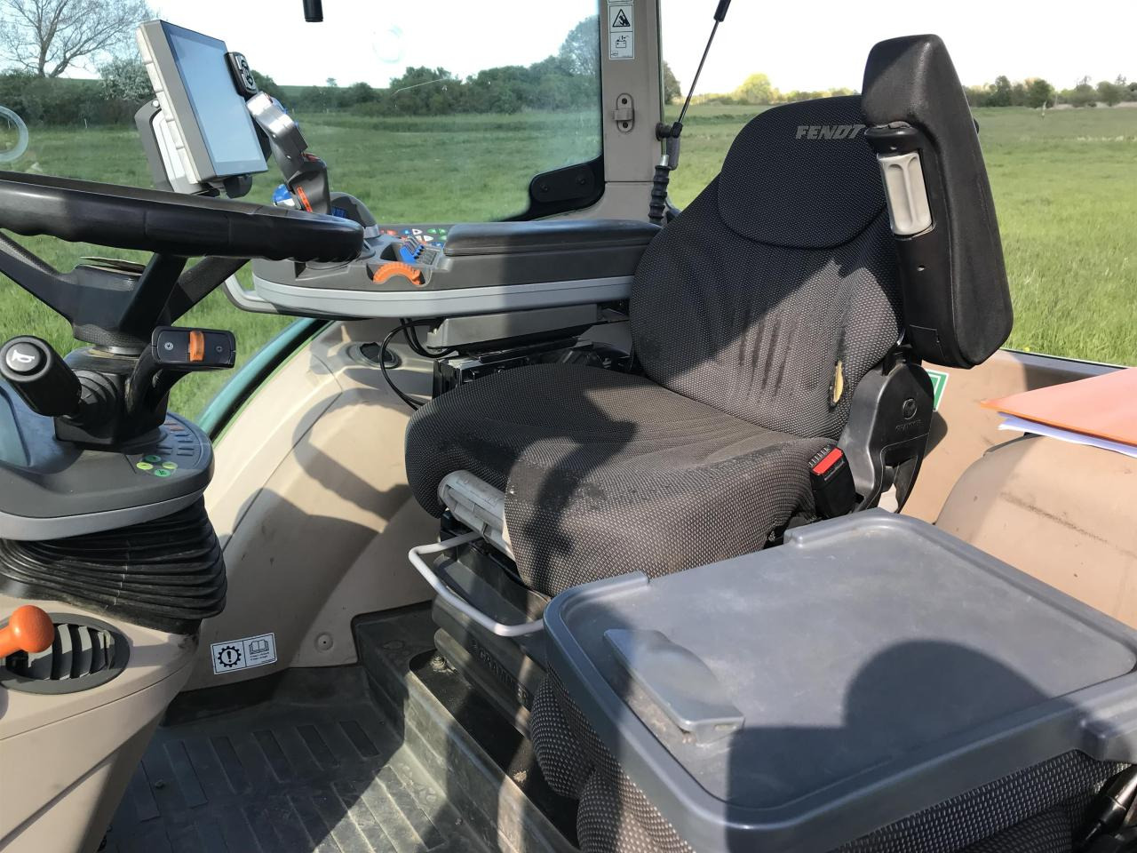 Трактор Fendt 724 Vario Profi Plus: фото 8