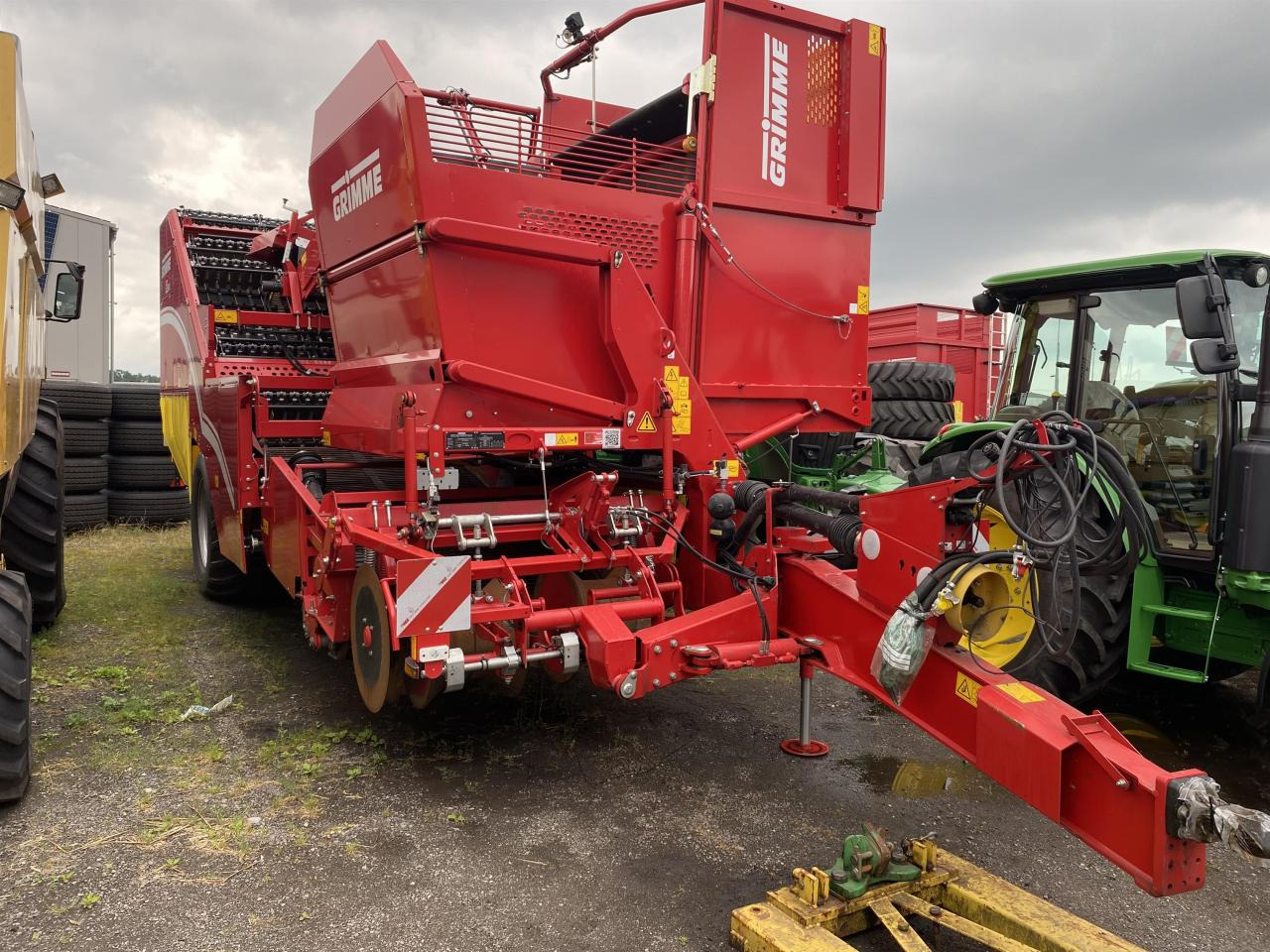 Grimme SE 150/60 NB - Картофелеуборочный комбайн: фото 1 Grimme SE 150/60 NB - Картофелеуборочный комбайн: фото 1