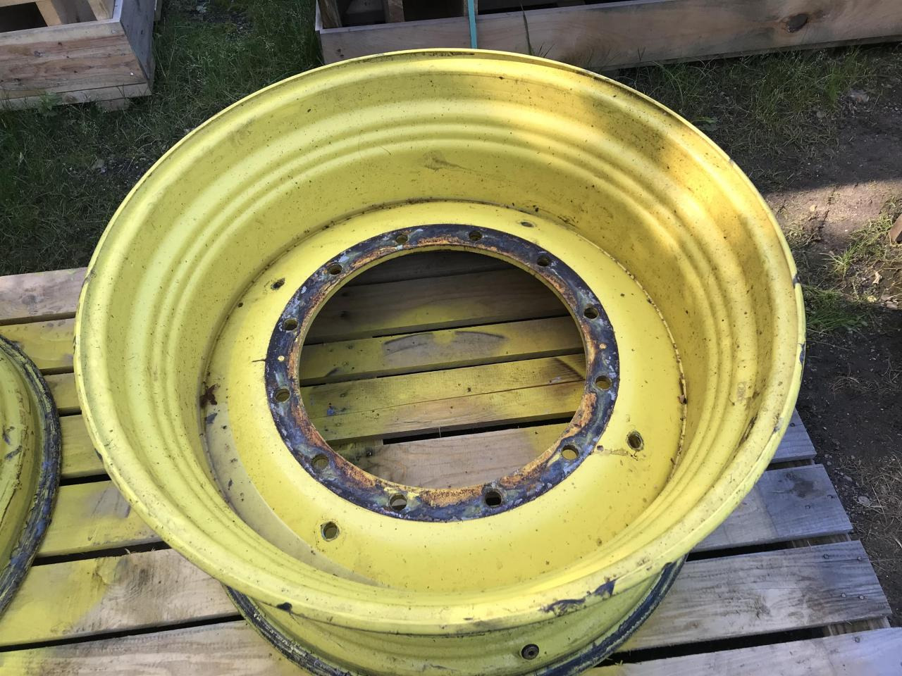 John Deere 18x34 - Шина для Сельскохозяйственной техники: фото 2 John Deere 18x34 - Шина для Сельскохозяйственной техники: фото 2