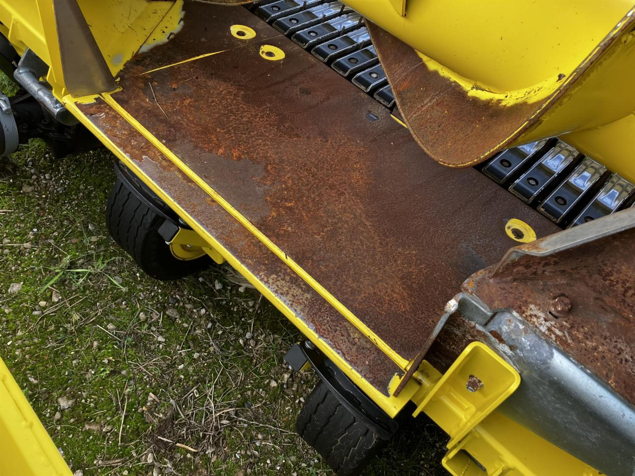 John Deere 30R - Оборудование для кормоуборочного комбайна: фото 4 John Deere 30R - Оборудование для кормоуборочного комбайна: фото 4