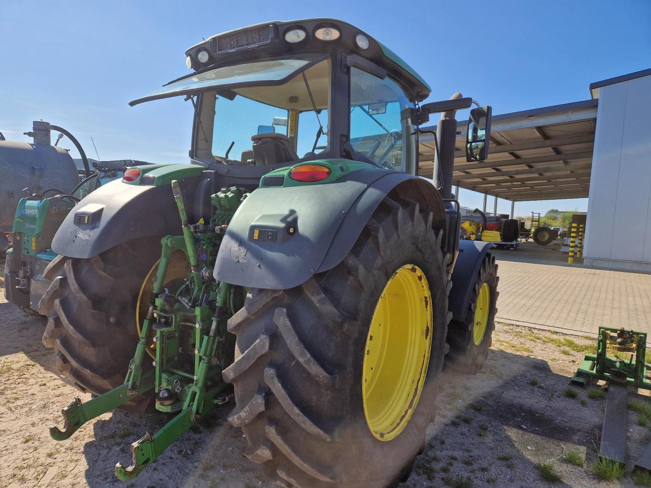 John Deere 6195R - Трактор: фото 3 John Deere 6195R - Трактор: фото 3
