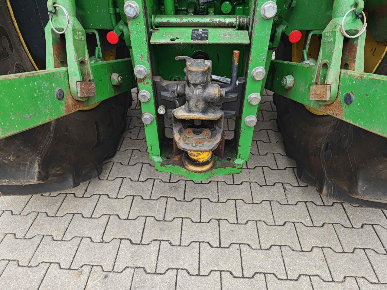 John Deere 6210R - Трактор: фото 5 John Deere 6210R - Трактор: фото 5