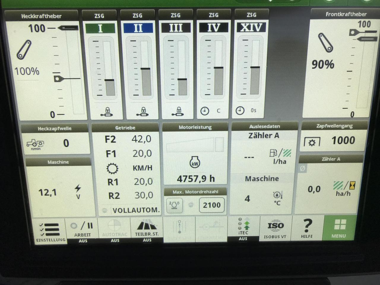 Трактор John Deere 6215R: фото 8