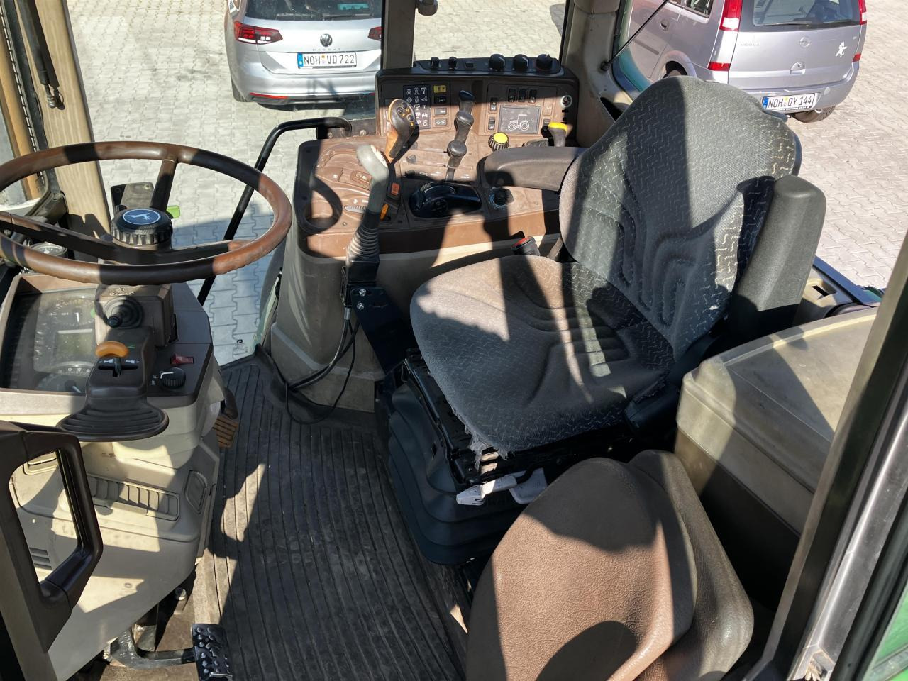 John Deere 6920 S - Трактор: фото 5 John Deere 6920 S - Трактор: фото 5