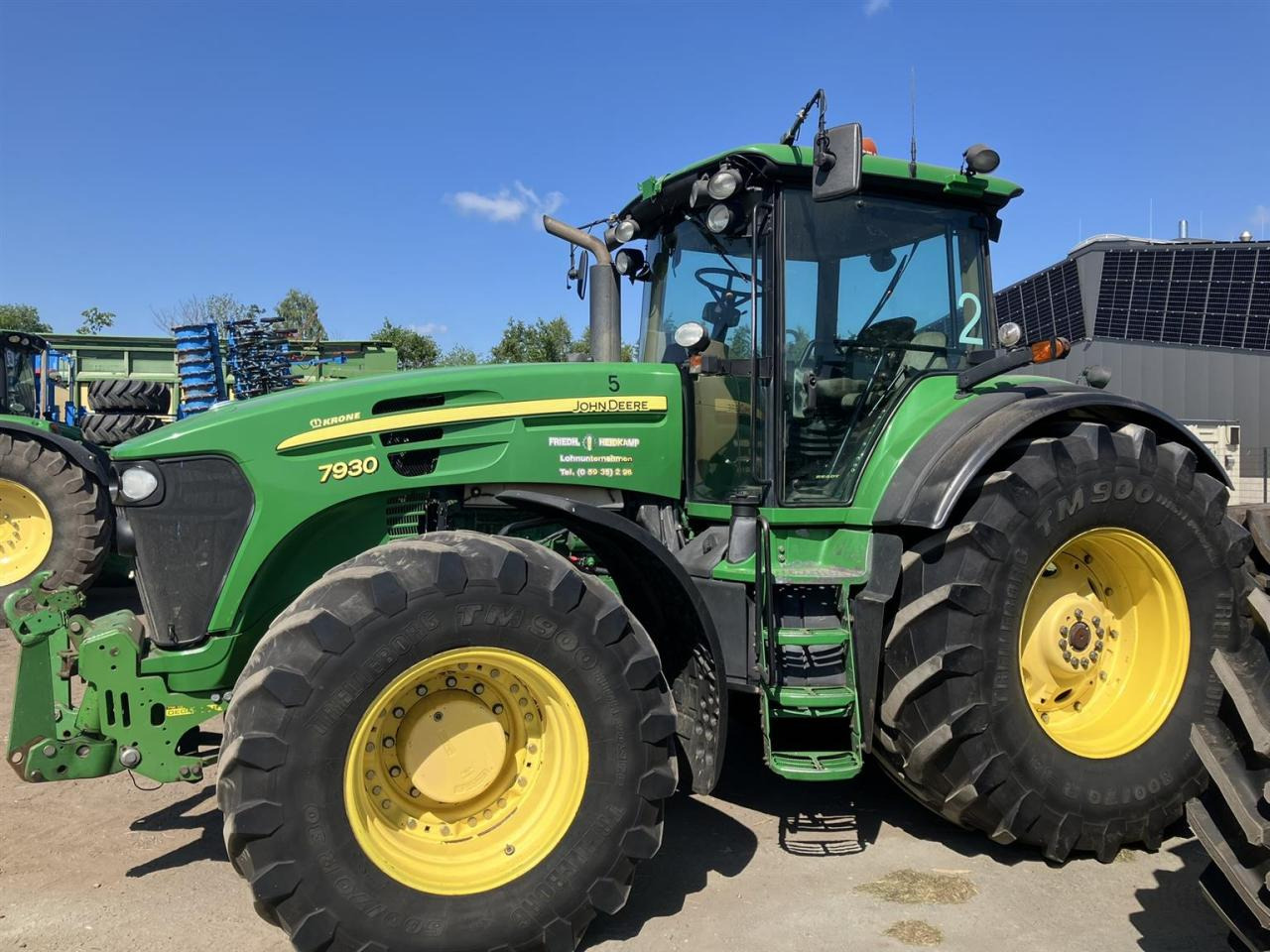 John Deere 7930 - Трактор: фото 1 John Deere 7930 - Трактор: фото 1