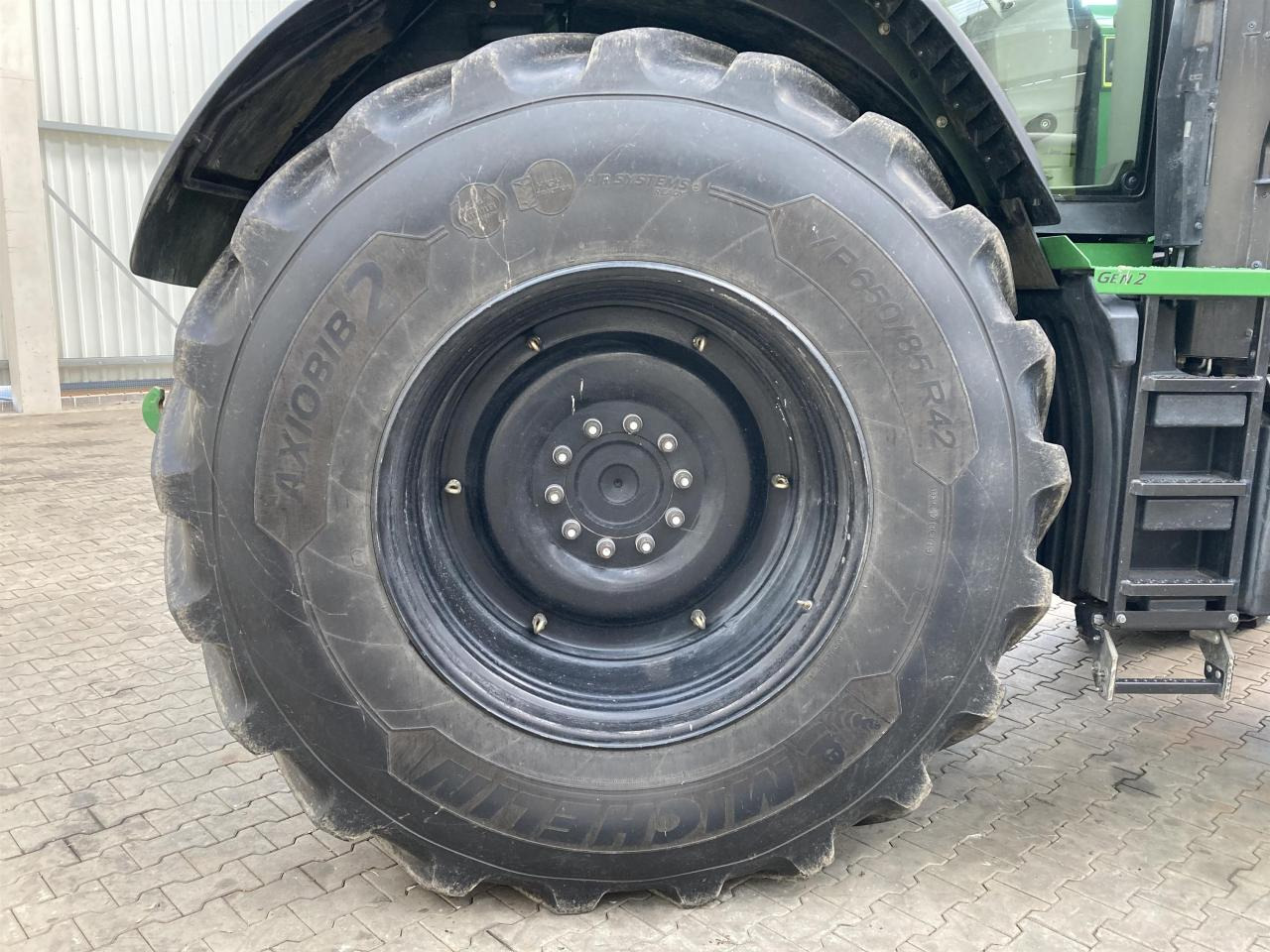 Трактор John Deere 7R 310: фото 6