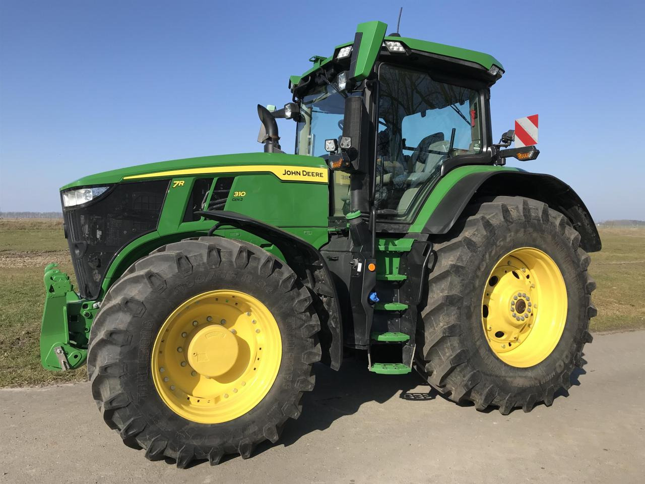 John Deere 7R 310 - Трактор: фото 1 John Deere 7R 310 - Трактор: фото 1