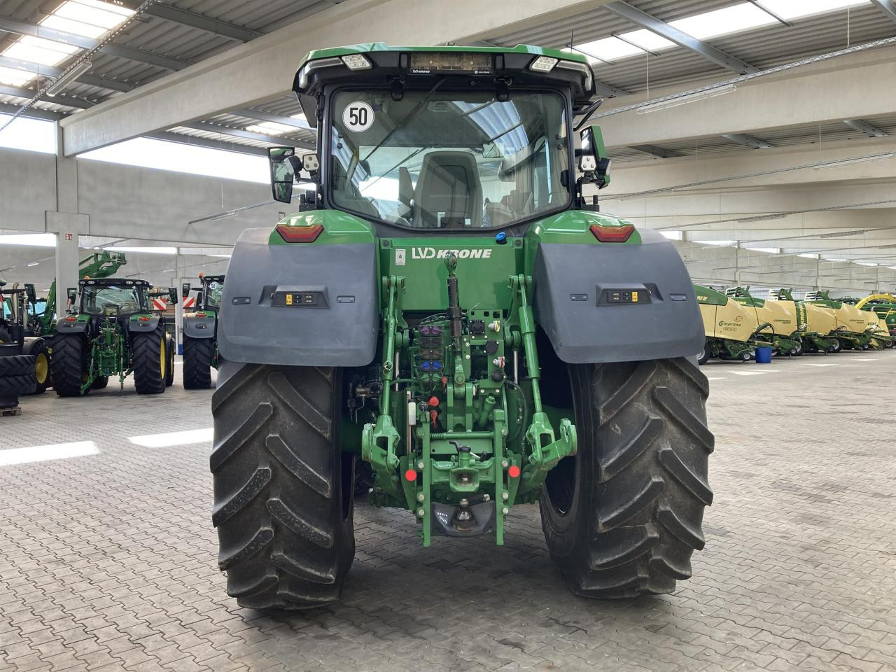 Трактор John Deere 7R 310: фото 7