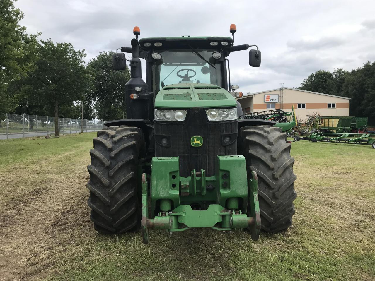 John Deere 8295R - Трактор: фото 3 John Deere 8295R - Трактор: фото 3
