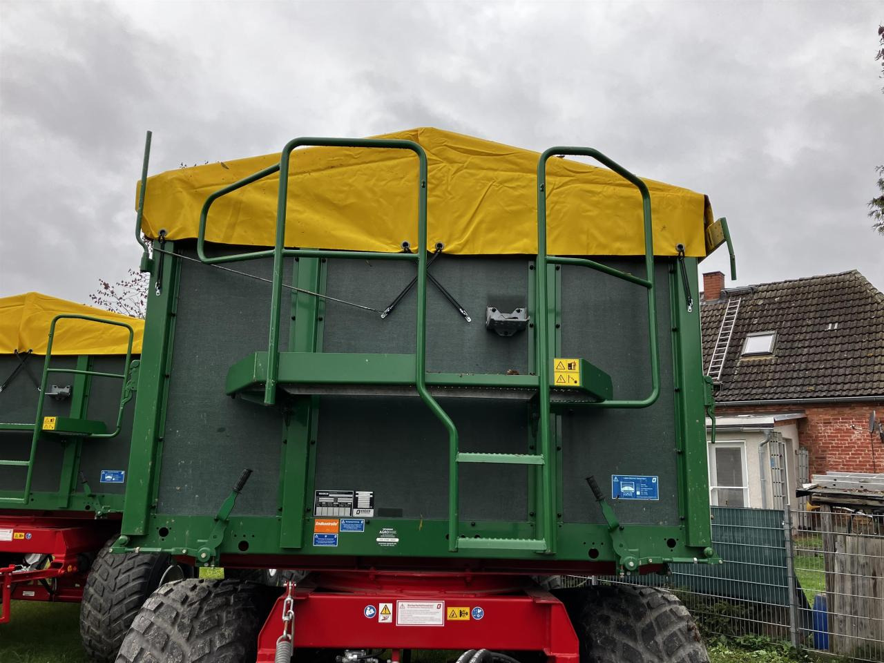 Kröger HKD 302 - Самосвальный прицеп: фото 5 Kröger HKD 302 - Самосвальный прицеп: фото 5