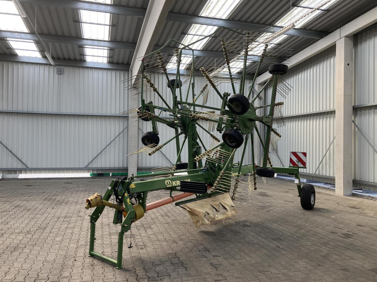 Krone SWADRO 900 - Сеноворошилка: фото 1 Krone SWADRO 900 - Сеноворошилка: фото 1