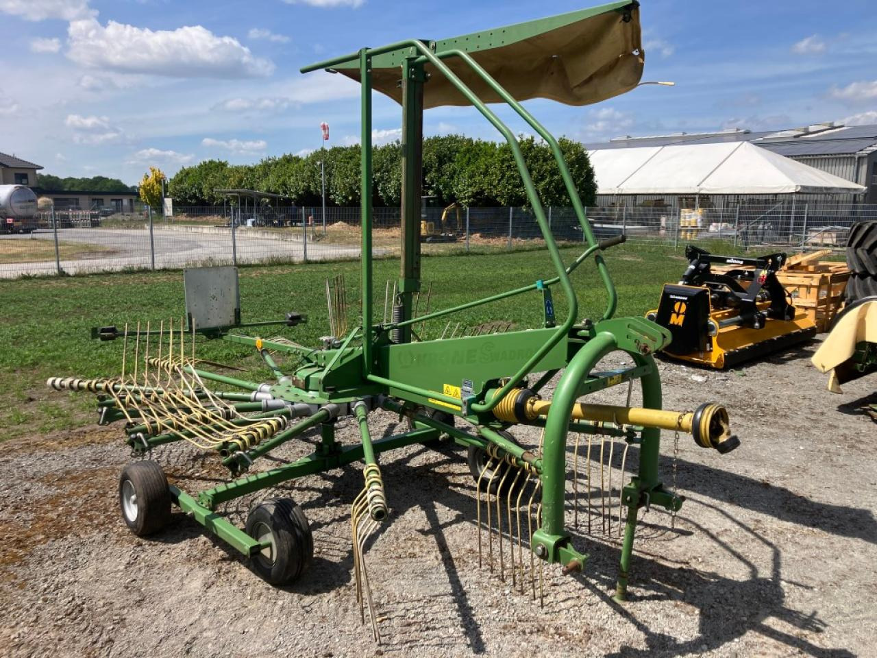 Krone Swadro 46 - Сеноворошилка: фото 1 Krone Swadro 46 - Сеноворошилка: фото 1