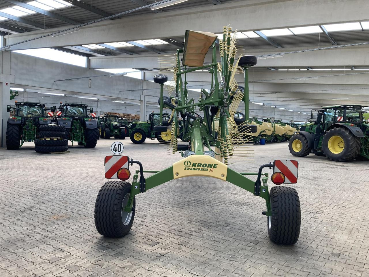 Krone Swadro TS 620 Twin - Сеноворошилка: фото 4 Krone Swadro TS 620 Twin - Сеноворошилка: фото 4