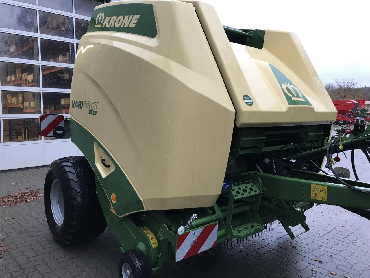 Krone V 165 XC VariPack - Пресс-подборщик рулонный: фото 2 Krone V 165 XC VariPack - Пресс-подборщик рулонный: фото 2