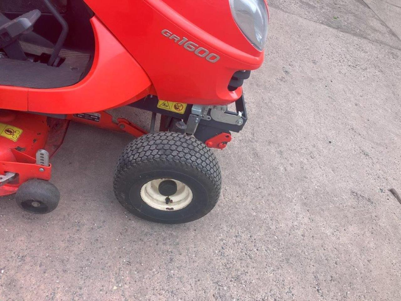 Kubota GR1600-ID-II - Газонокосилка: фото 4 Kubota GR1600-ID-II - Газонокосилка: фото 4