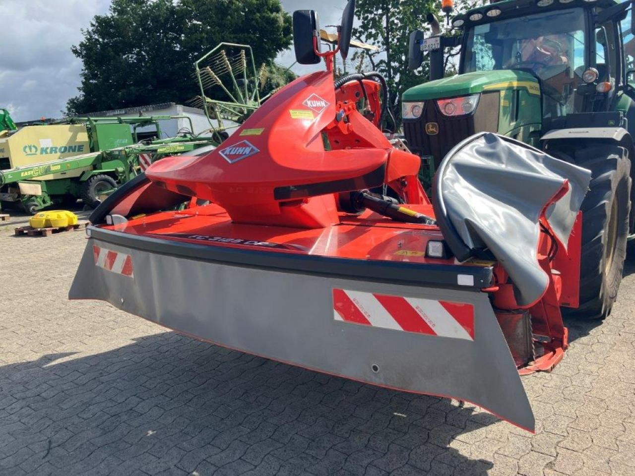 Kuhn FC9330D-RA - Косилка: фото 5 Kuhn FC9330D-RA - Косилка: фото 5