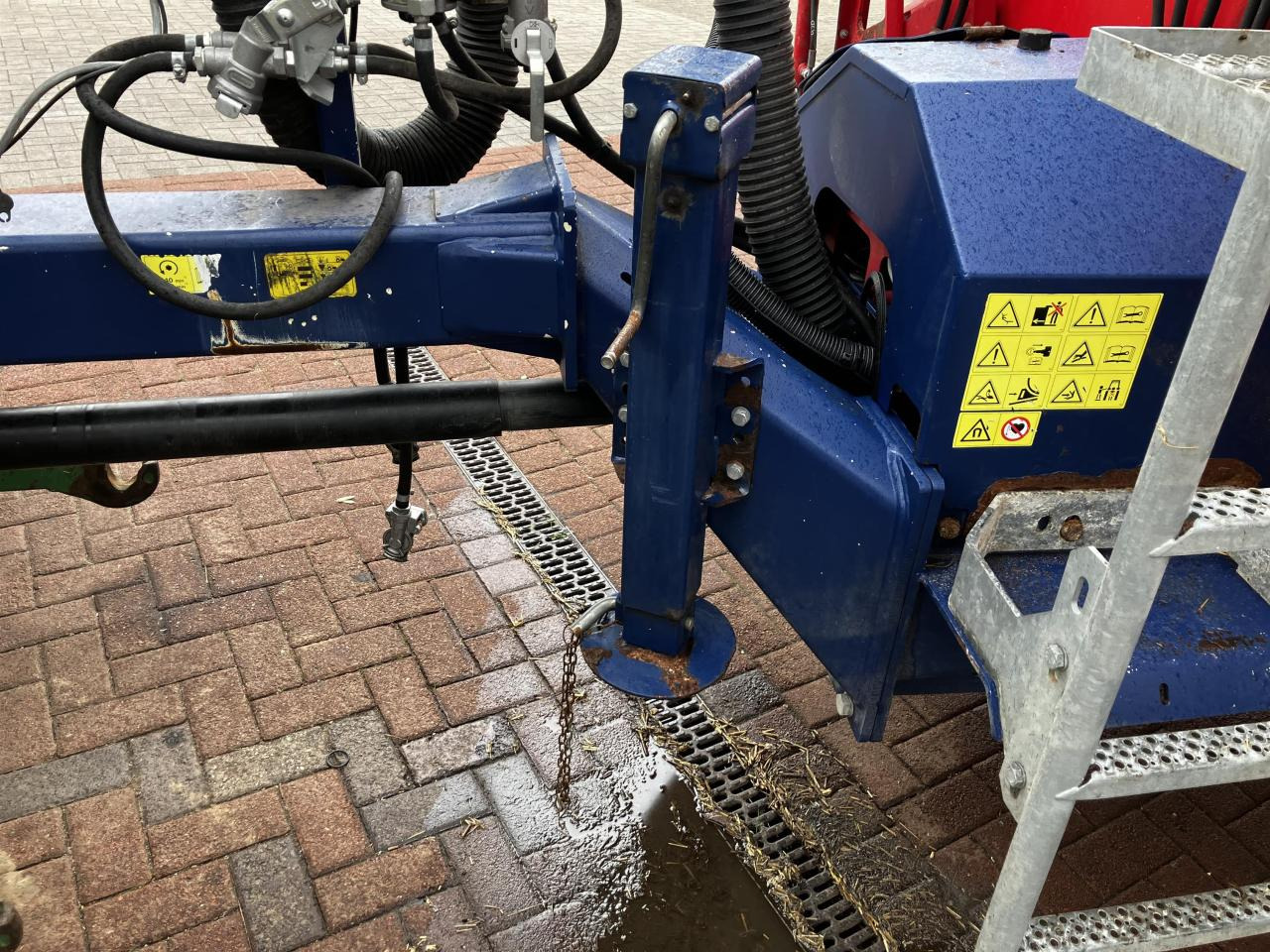 Mayer Trailed Line DUO 18 - Кормораздатчик: фото 5 Mayer Trailed Line DUO 18 - Кормораздатчик: фото 5