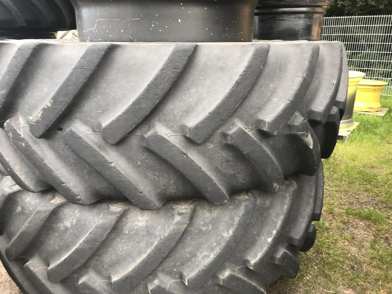 Mitas 680/80R42 - Шина для Сельскохозяйственной техники: фото 3 Mitas 680/80R42 - Шина для Сельскохозяйственной техники: фото 3