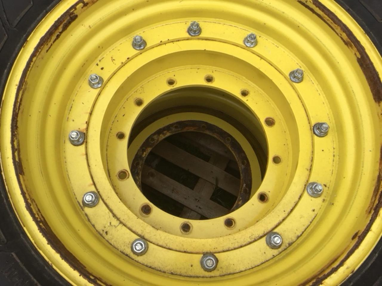 Mitas 680/80R42 - Шина для Сельскохозяйственной техники: фото 2 Mitas 680/80R42 - Шина для Сельскохозяйственной техники: фото 2